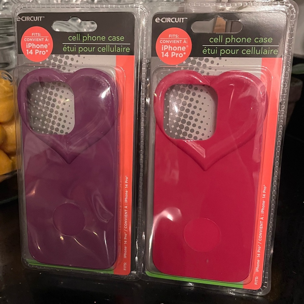 iPhone 14 Pro heart cases x 2 NEW